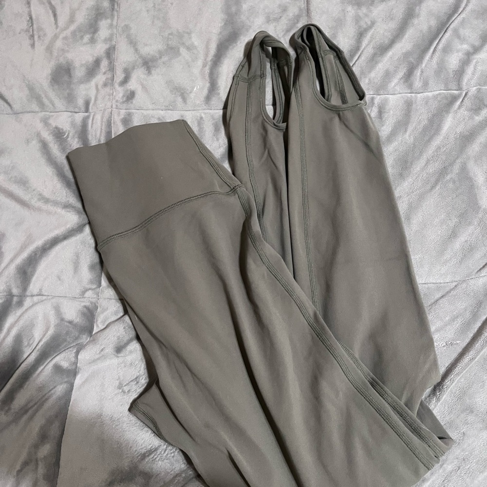 Athleta Sage Green Leggings